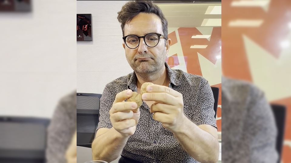 Ninguém acertou no barulho das nozes