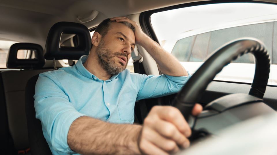 Falhaste a inspeção automóvel? Isto é o que pode acontecer (multas, apreensão e riscos)