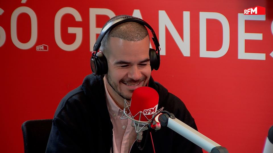 UM ESPECIALISTA EM AUTÓPSIAS