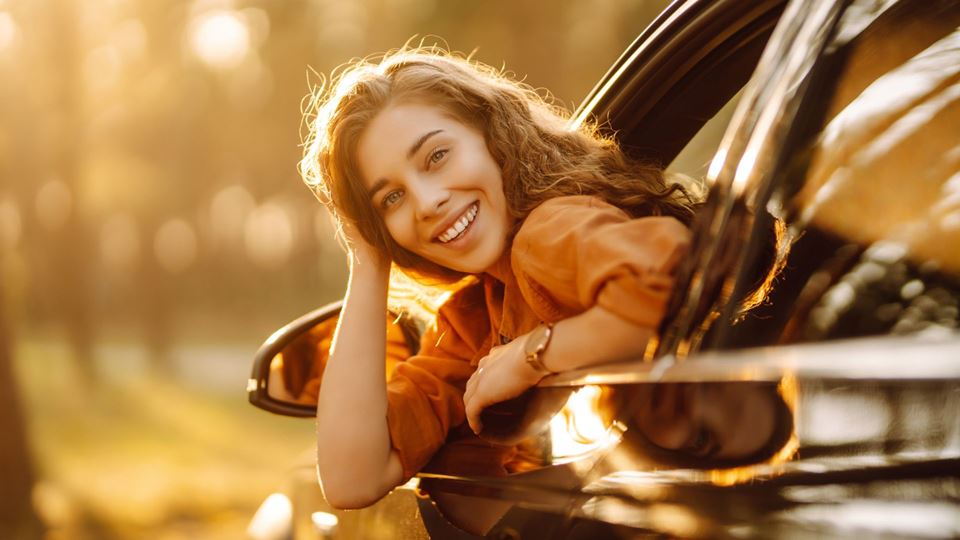 Jovem de 18 anos vê candidatura de trabalho rejeitada por ter um carro "demasiado velho"