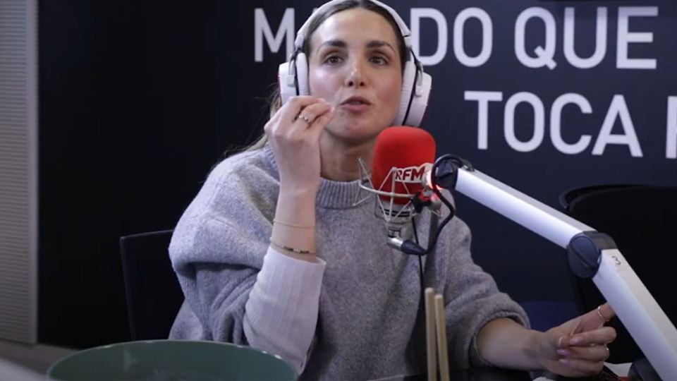 Rebeca Caldeira: "Comer de boca aberta"