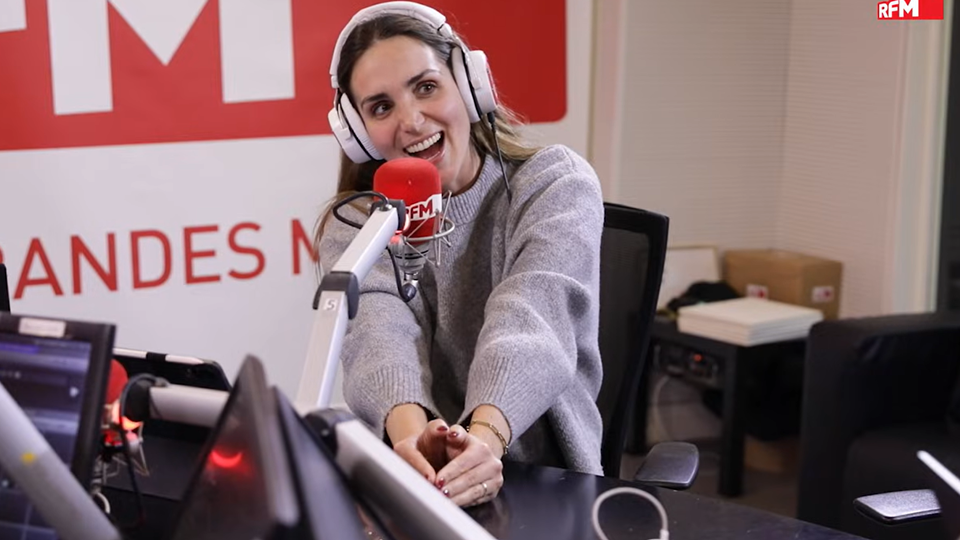 Rebeca Caldeira: "Será que te ama mesmo?" Rebeca Caldeira: "Será que te ama mesmo?"