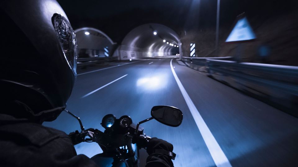 Motociclistas apanhados em contramão em Lisboa