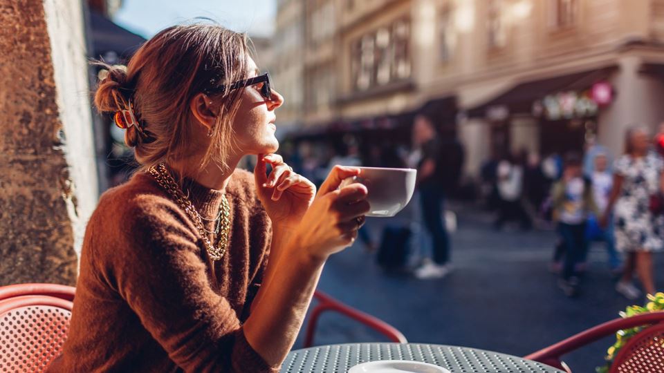 Queria apenas um matcha e saiu de lá multimilionária (no papel) Queria apenas um matcha e saiu de lá multimilionária (no papel)