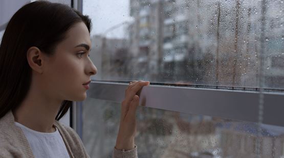 Primavera começa com chuva forte, trovoada e mar agitado