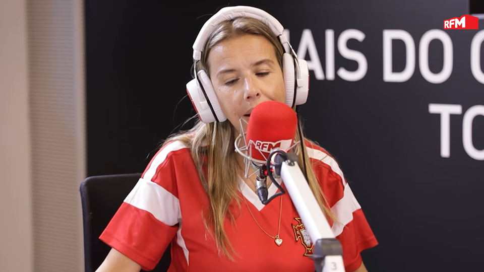 "Se beberem 16 copos de água, passam menos tempo a trabalhar": Ana Garcia Martins dá dicas para sobreviver à onda de calor