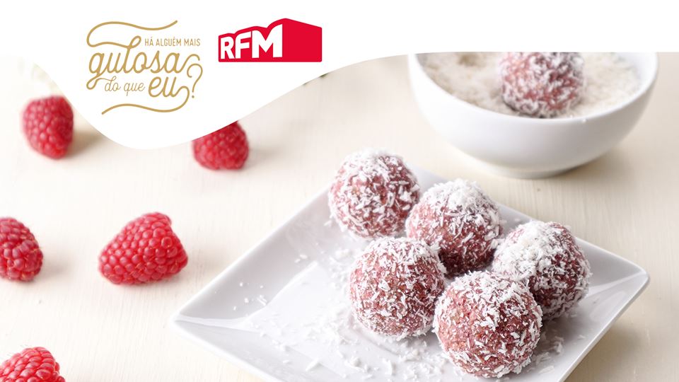 Trufas-Saudaveis-de-Framboesa-Coco_imgCake Trufas-Saudaveis-de-Framboesa-Coco_imgCake