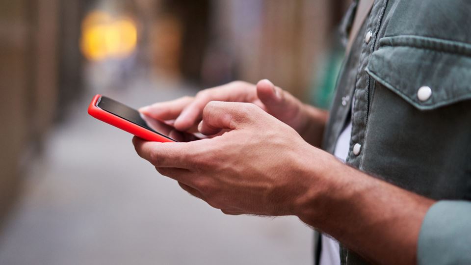10 dicas simples para usares menos o telemóvel 10 dicas simples para usares menos o telemóvel